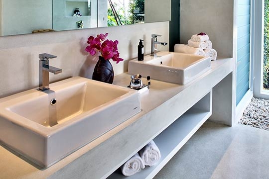 His and Hers Washbasins