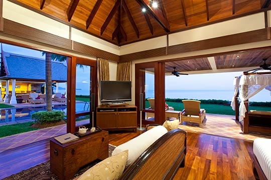 TV and Pool View - Master Bedroom